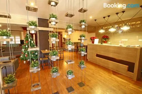 Hotel Sno Mont Romies Salardu